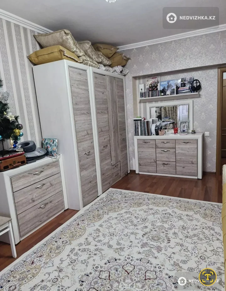 1-комнатная квартира, этаж 8 из 10, 50 м²