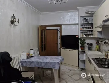1-комнатная квартира, этаж 8 из 10, 50 м², миниатюра 6