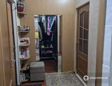 1-комнатная квартира, этаж 8 из 10, 50 м², миниатюра 8