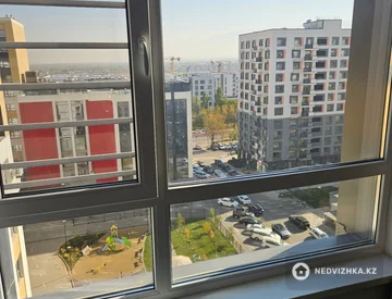 3-комнатная квартира, этаж 10 из 12, 80 м², На длительный срок, миниатюра 5