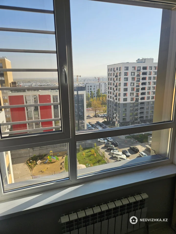 3-комнатная квартира, этаж 10 из 12, 80 м², На длительный срок, фотография 5