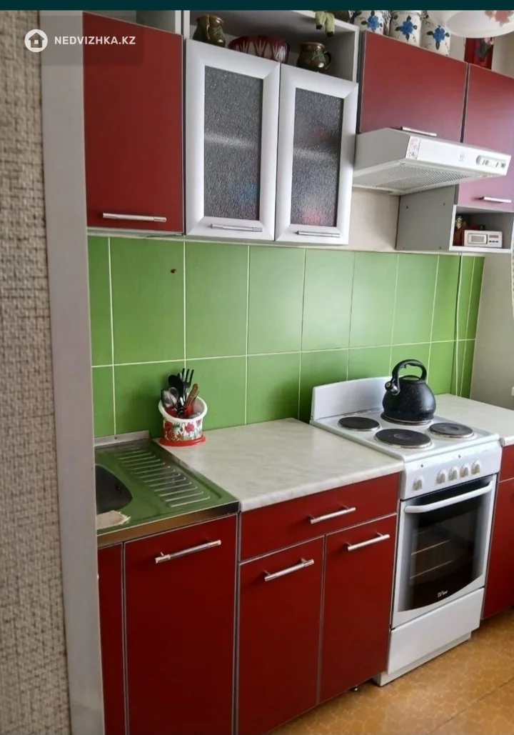3-комнатная квартира, этаж 2 из 5, 61 м²