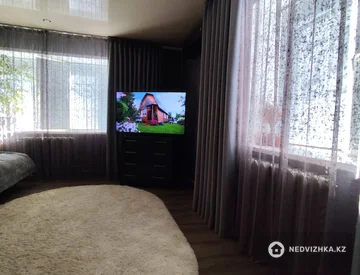 1-комнатная квартира, этаж 2 из 2, 33 м², миниатюра 2