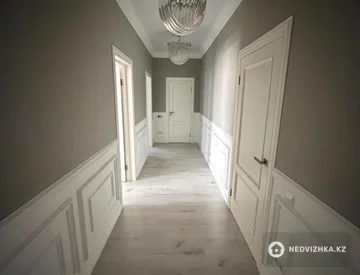 4-комнатная квартира, этаж 1 из 5, 180 м², миниатюра 7