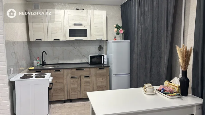 2-комнатная квартира, этаж 4 из 4, 46 м², На длительный срок