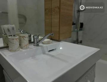 2-комнатная квартира, этаж 4 из 4, 46 м², На длительный срок, миниатюра 10