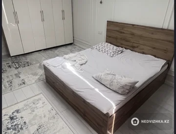 2-комнатная квартира, этаж 6 из 16, 45 м², На длительный срок, миниатюра 7