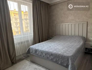 2-комнатная квартира, этаж 2 из 5, 48 м², миниатюра 2