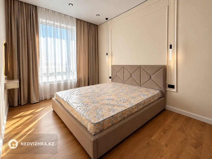 2-комнатная квартира, этаж 8 из 12, 66 м²