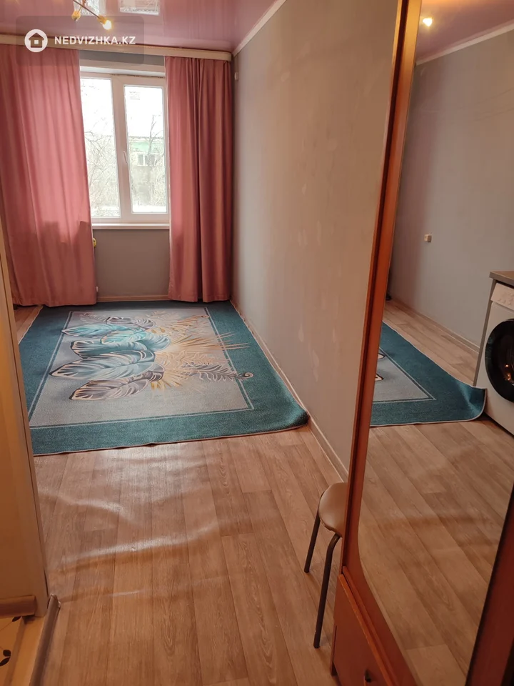 1-комнатная квартира, этаж 3 из 5, 14 м², На длительный срок, фотография 2