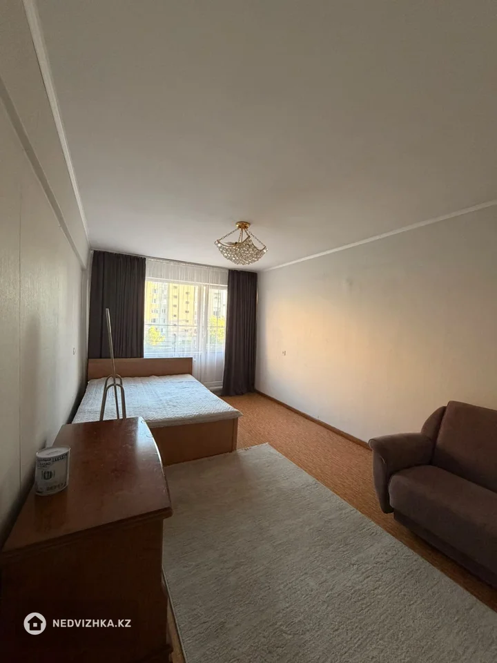 1-комнатная квартира, этаж 4 из 5, 40 м², фотография 2