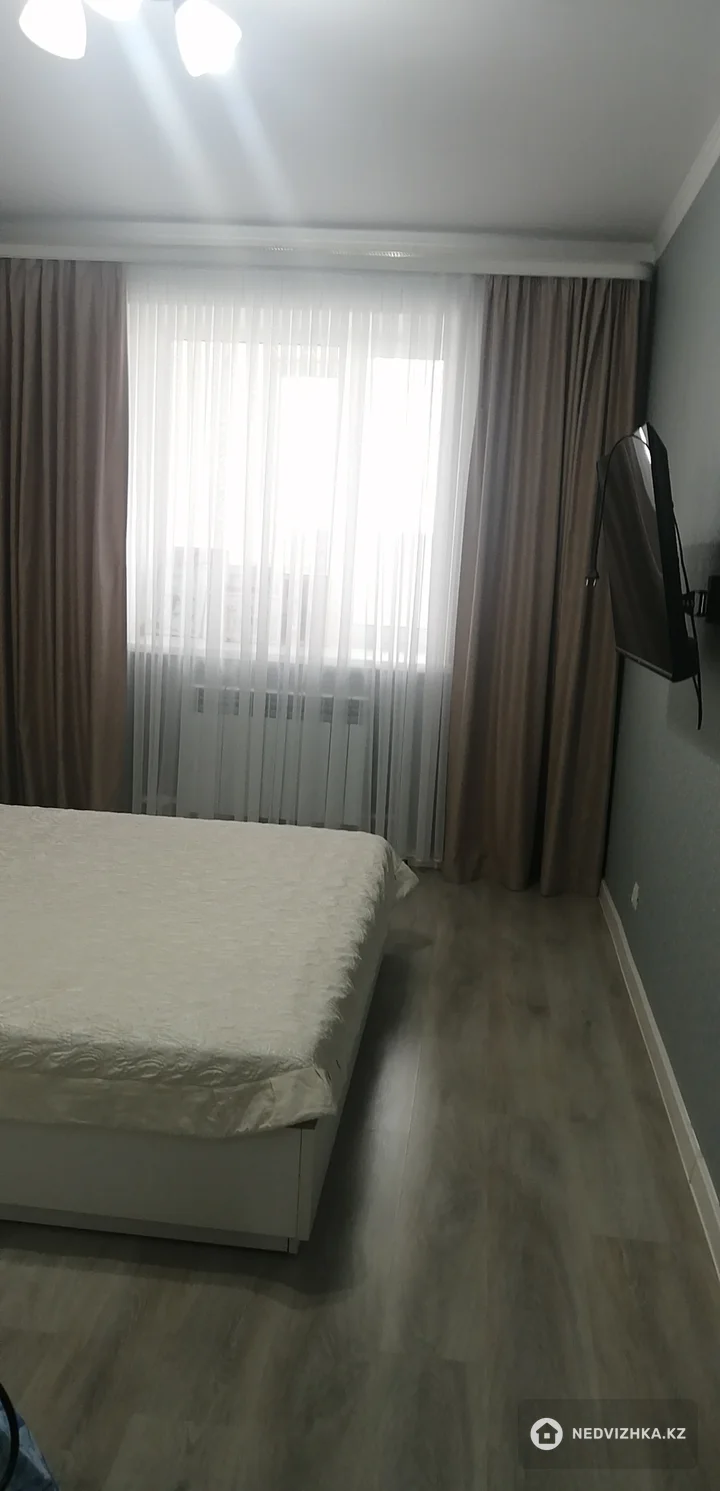 3-комнатная квартира, этаж 8 из 9, 86 м²