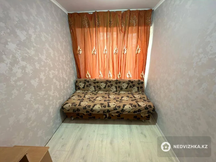 3-комнатная квартира, этаж 3 из 5, 50 м², фотография 5