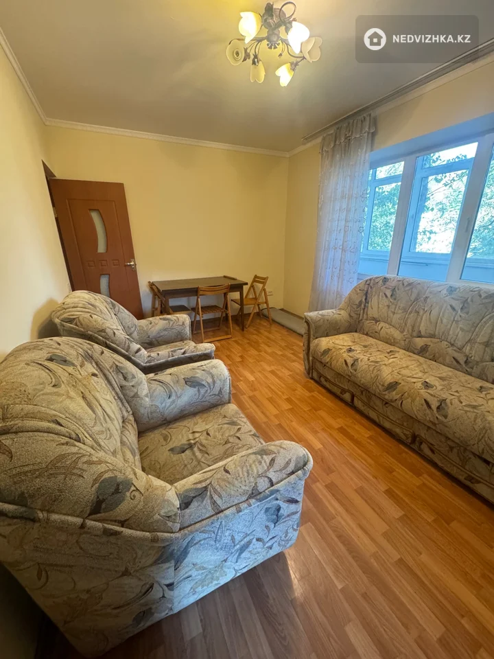 3-комнатная квартира, этаж 3 из 4, 63 м², фотография 5