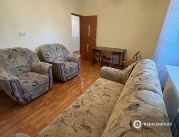 3-комнатная квартира, этаж 3 из 4, 63 м², миниатюра 6