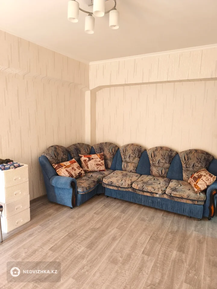 1-комнатная квартира, этаж 5 из 9, 40 м², На длительный срок