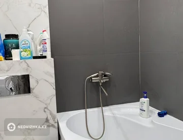 1-комнатная квартира, этаж 21 из 21, 40 м², миниатюра 6