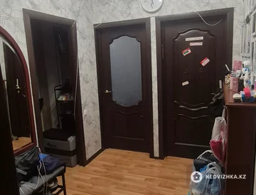 3-комнатная квартира, этаж 5 из 5, 63 м², миниатюра 1