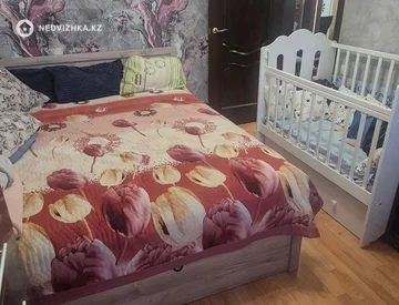 3-комнатная квартира, этаж 5 из 5, 63 м², миниатюра 3