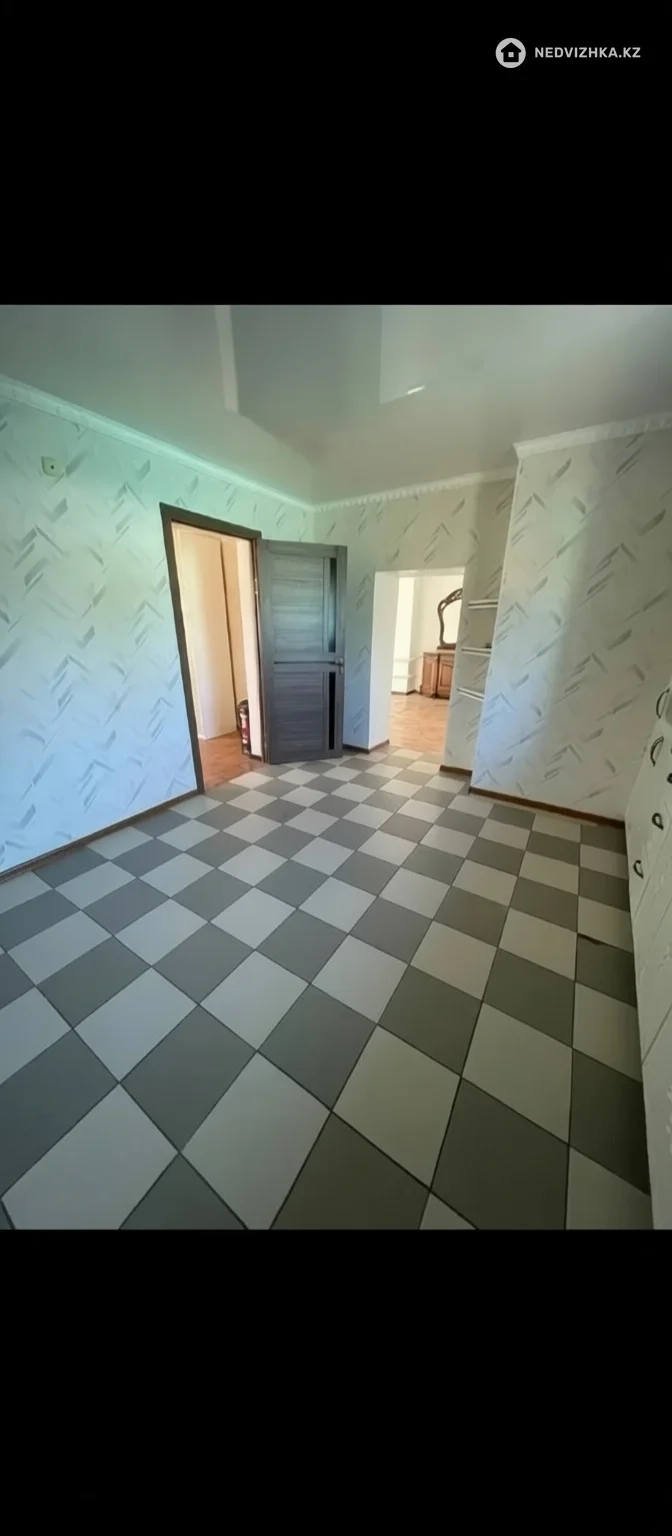 4-комнатная часть дома, 2 соток, 101 м², фотография 3