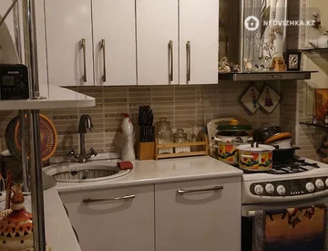 1-комнатная квартира, этаж 3 из 5, 35 м², На длительный срок, миниатюра 3