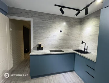 2-комнатная квартира, этаж 5 из 5, 50 м², На длительный срок, миниатюра 2