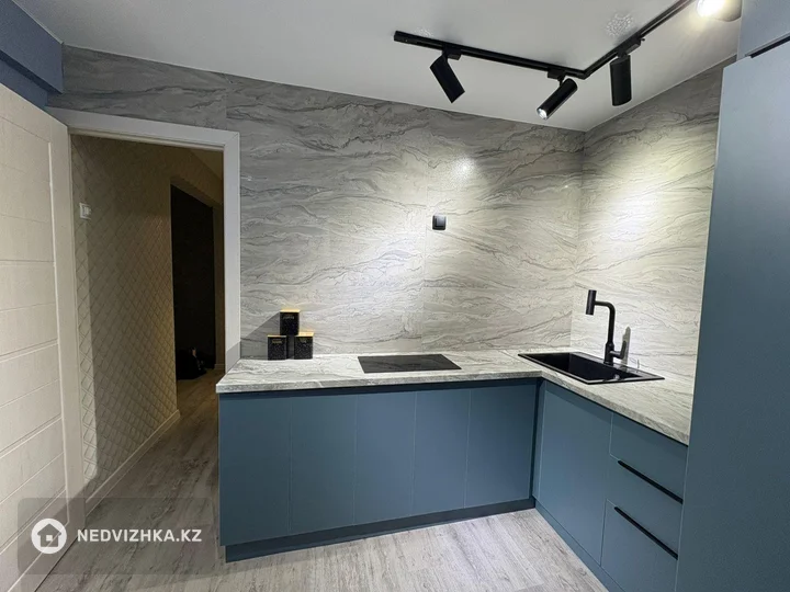 2-комнатная квартира, этаж 5 из 5, 50 м², На длительный срок, фотография 2