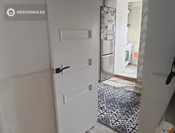 1-комнатная квартира, этаж 4 из 5, 29 м², миниатюра 4