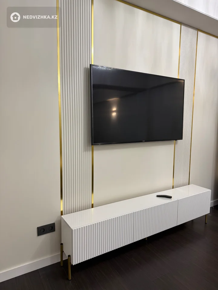 4-комнатная квартира, этаж 5 из 7, 120 м², На длительный срок, фотография 4