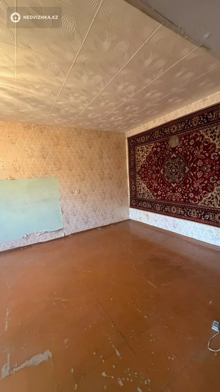 2-комнатная квартира, этаж 4 из 5, 45 м², фотография 3