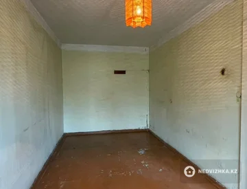 2-комнатная квартира, этаж 4 из 5, 45 м², миниатюра 9