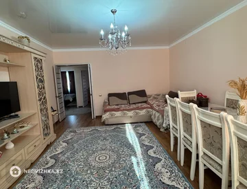 3-комнатная квартира, этаж 2 из 5, 78 м², миниатюра 2