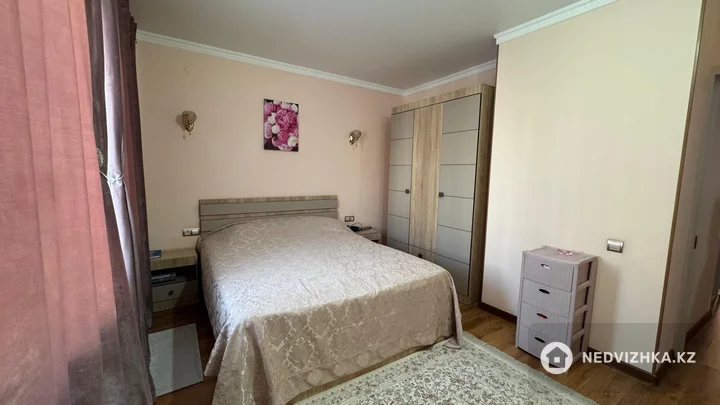 3-комнатная квартира, этаж 2 из 5, 78 м², фотография 5
