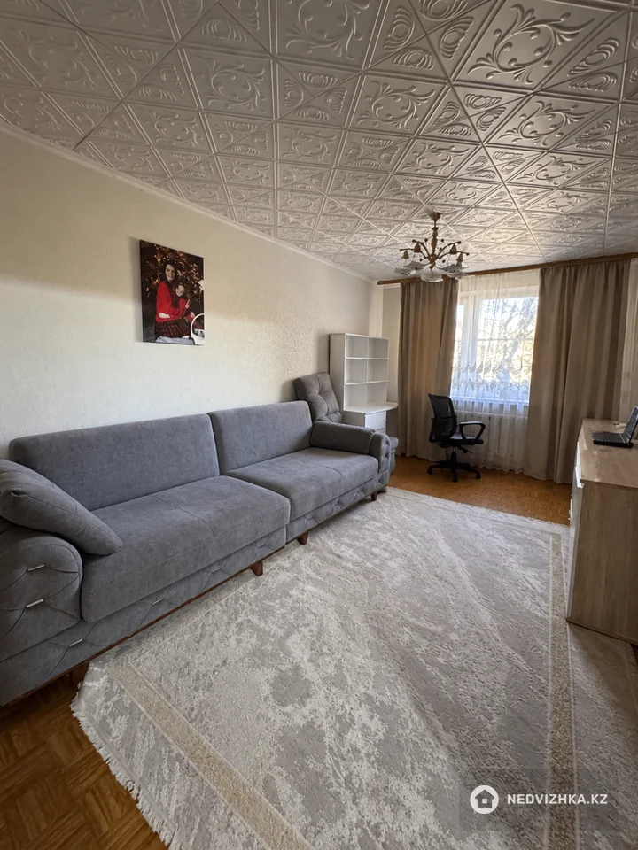 2-комнатная квартира, этаж 2 из 5, 44 м², фотография 3