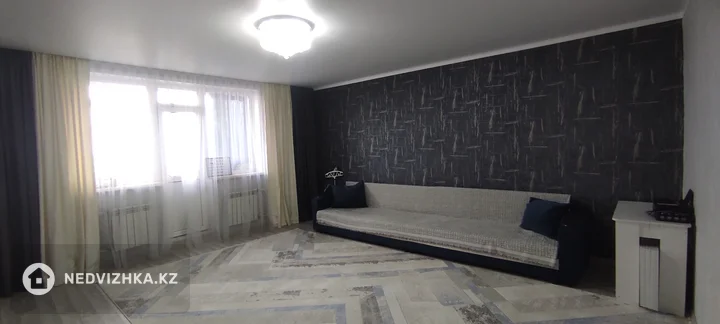 3-комнатная квартира, этаж 8 из 9, 95 м²