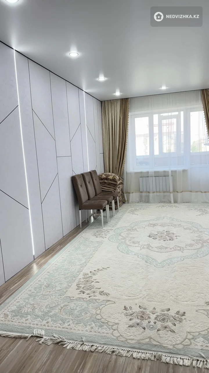 4-комнатная квартира, этаж 4 из 5, 109 м², На длительный срок, фотография 5