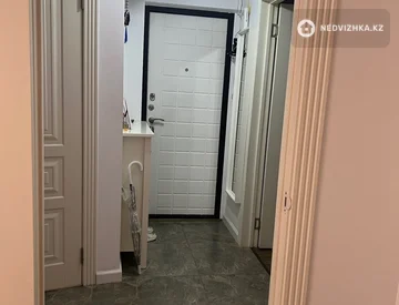 3-комнатная квартира, этаж 1 из 5, 63 м², миниатюра 6