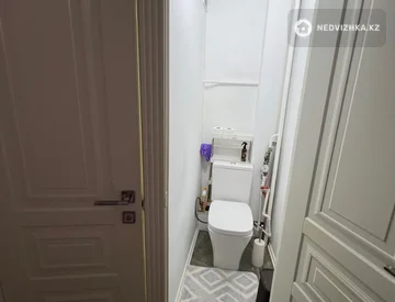 3-комнатная квартира, этаж 1 из 5, 63 м², миниатюра 8