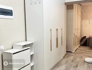2-комнатная квартира, этаж 3 из 4, 48 м², миниатюра 7