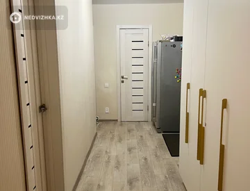 2-комнатная квартира, этаж 3 из 4, 48 м², миниатюра 8