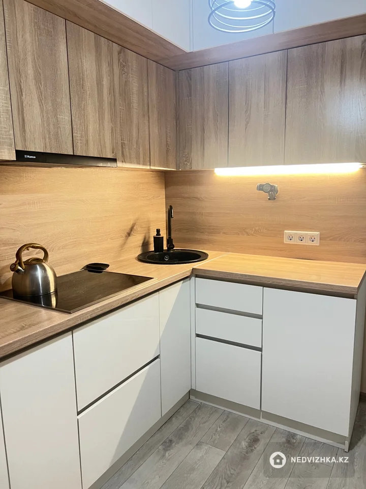 2-комнатная квартира, этаж 3 из 4, 48 м²