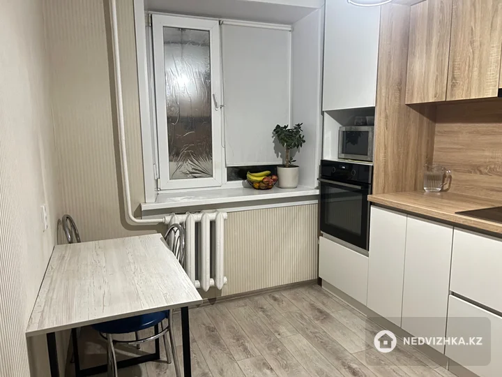 2-комнатная квартира, этаж 3 из 4, 48 м², фотография 2