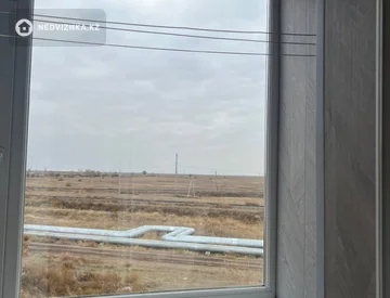 2-комнатная квартира, этаж 3 из 4, 48 м², миниатюра 12