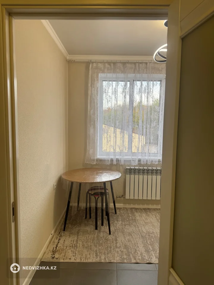 1-комнатная квартира, этаж 3 из 6, 38 м², фотография 2
