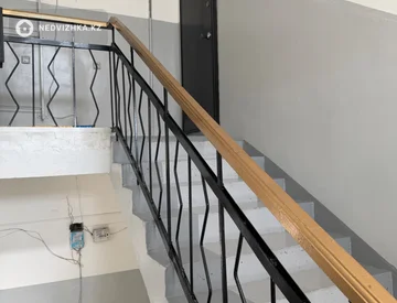3-комнатная квартира, этаж 5 из 5, 96 м², миниатюра 1