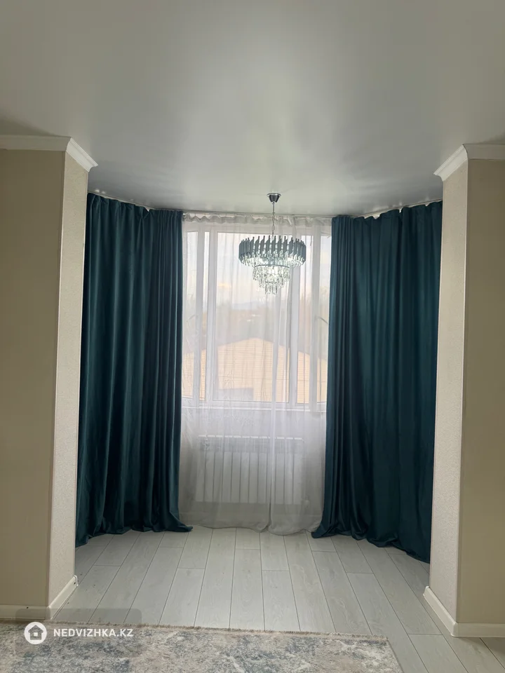 1-комнатная квартира, этаж 3 из 6, 38 м²