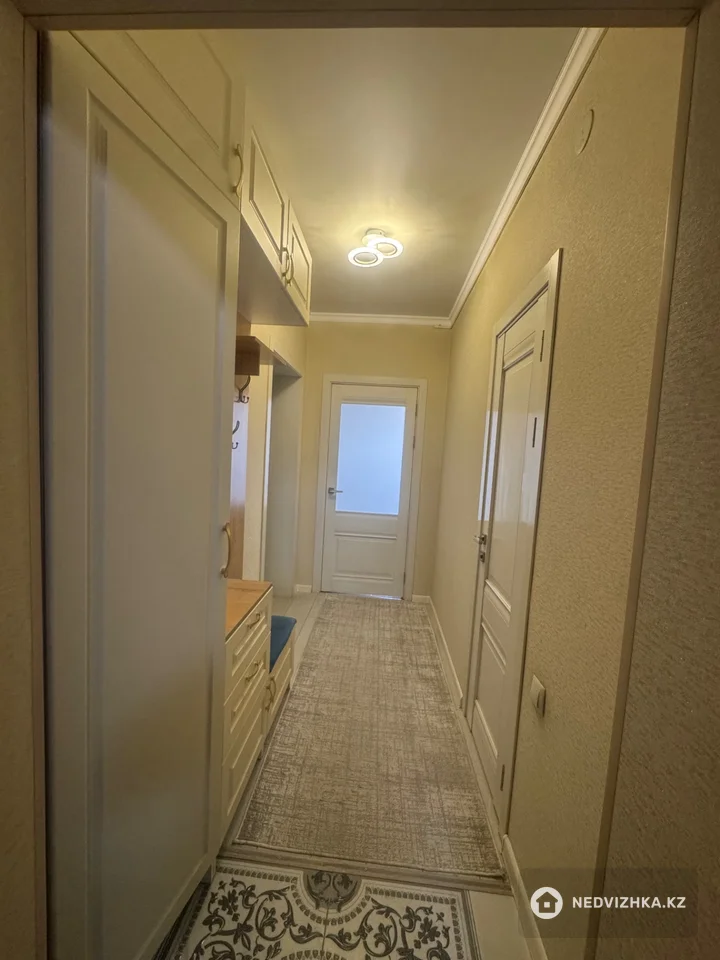 1-комнатная квартира, этаж 3 из 6, 38 м², фотография 3