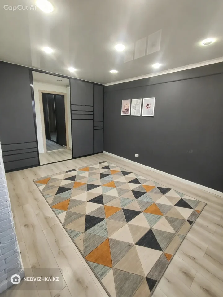 2-комнатная квартира, этаж 5 из 5, 42 м², фотография 4