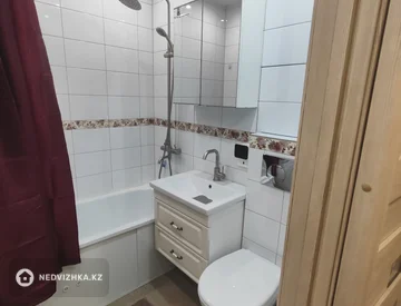 2-комнатная квартира, этаж 5 из 5, 42 м², миниатюра 9