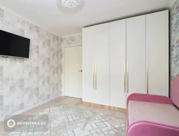 3-комнатная квартира, этаж 4 из 14, 76 м², На длительный срок, миниатюра 12